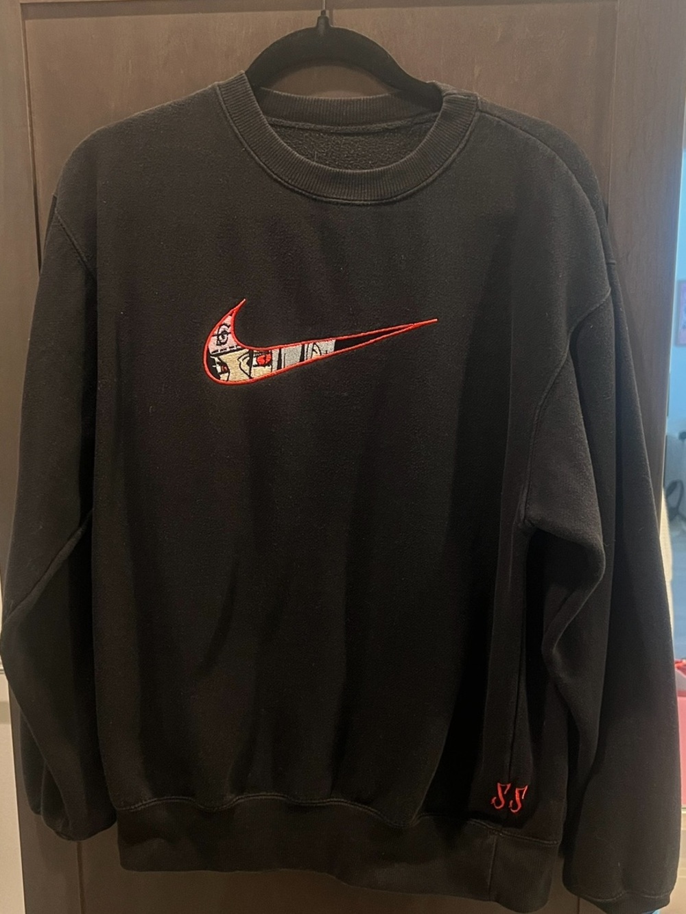 Nike Black Unisex Crewneck Sweatshirt with Naruto Itachi Swoosh